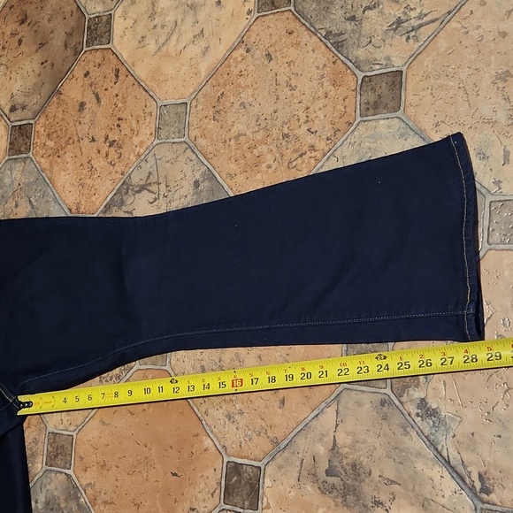 LEVI'S High Rise Bootcut Women's Dark Blue Jeans Size W34- L30. - Picture 7 of 11